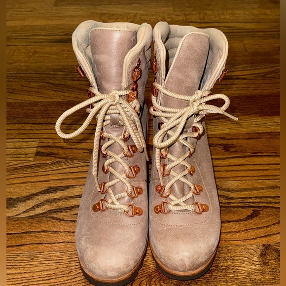 Sorel Womens size 9 Conquest Holiday Wedge Boots - Picture 5 of 6